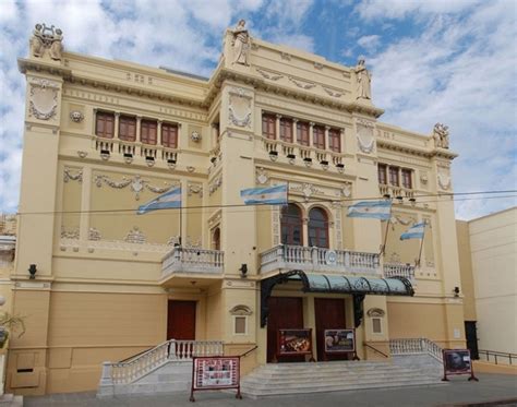 “En las refacciones del Teatro Vera se tomaron decisiones 